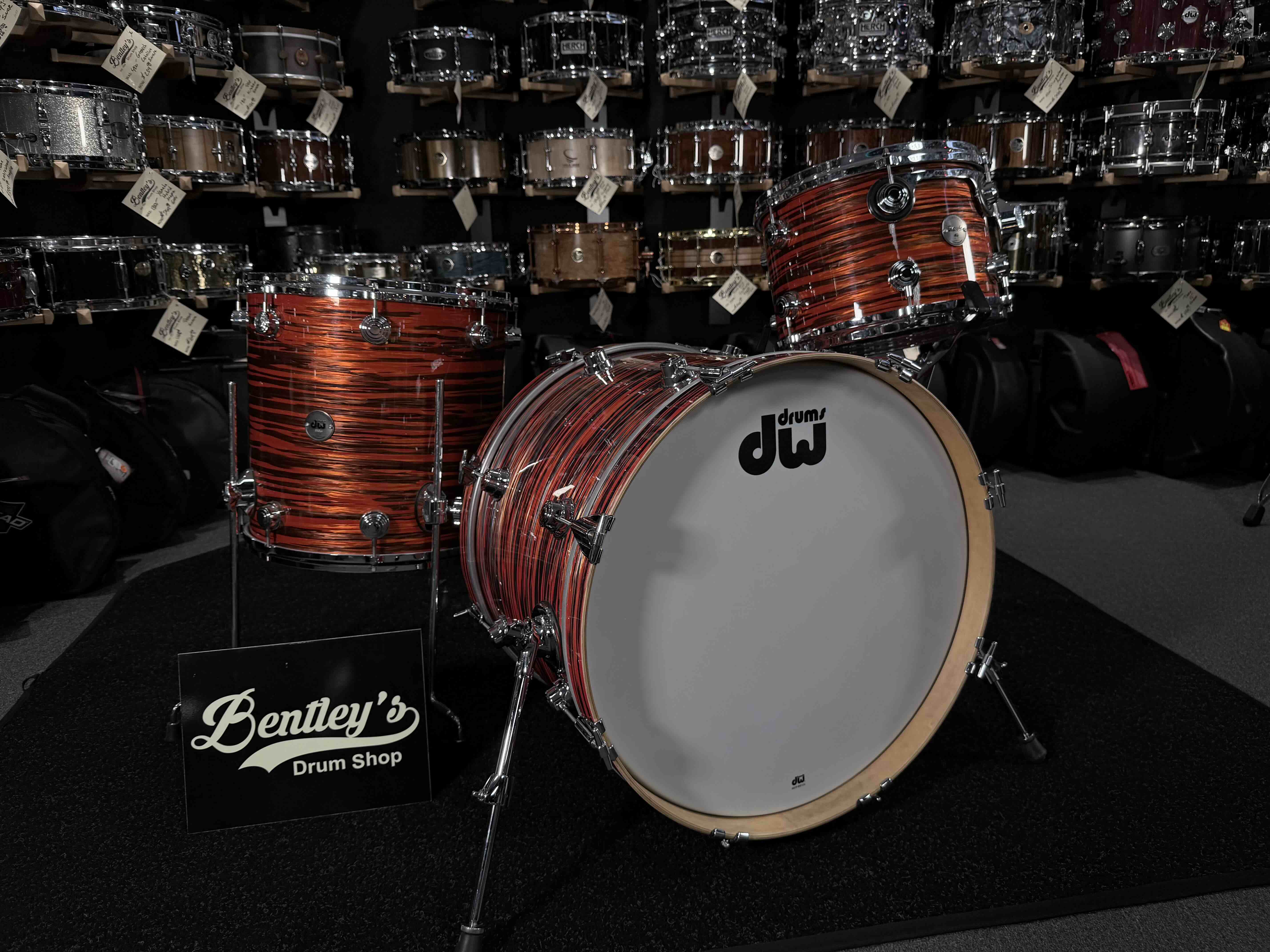 ~WOW!~ DW Classics Series 3-Piece 13/16/22 Drum Kit Set in Tiger Oyster FinishPly w/ Chrome Hardware